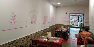 decoracion artistica interior restaurante indio